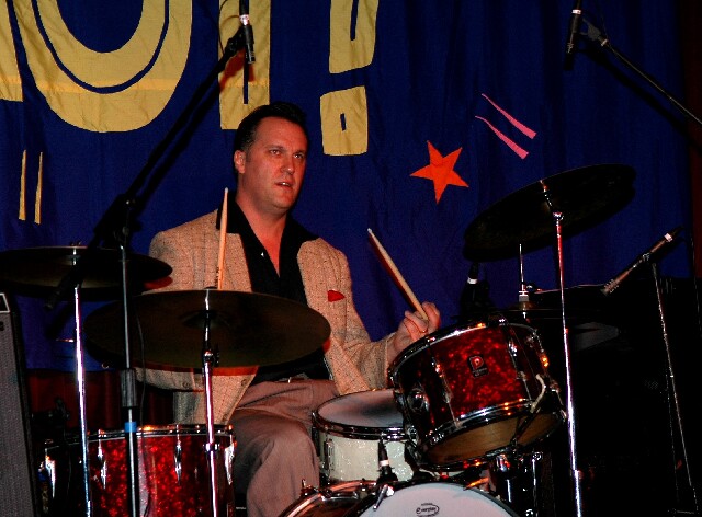 min 2006 11 25 riot 431